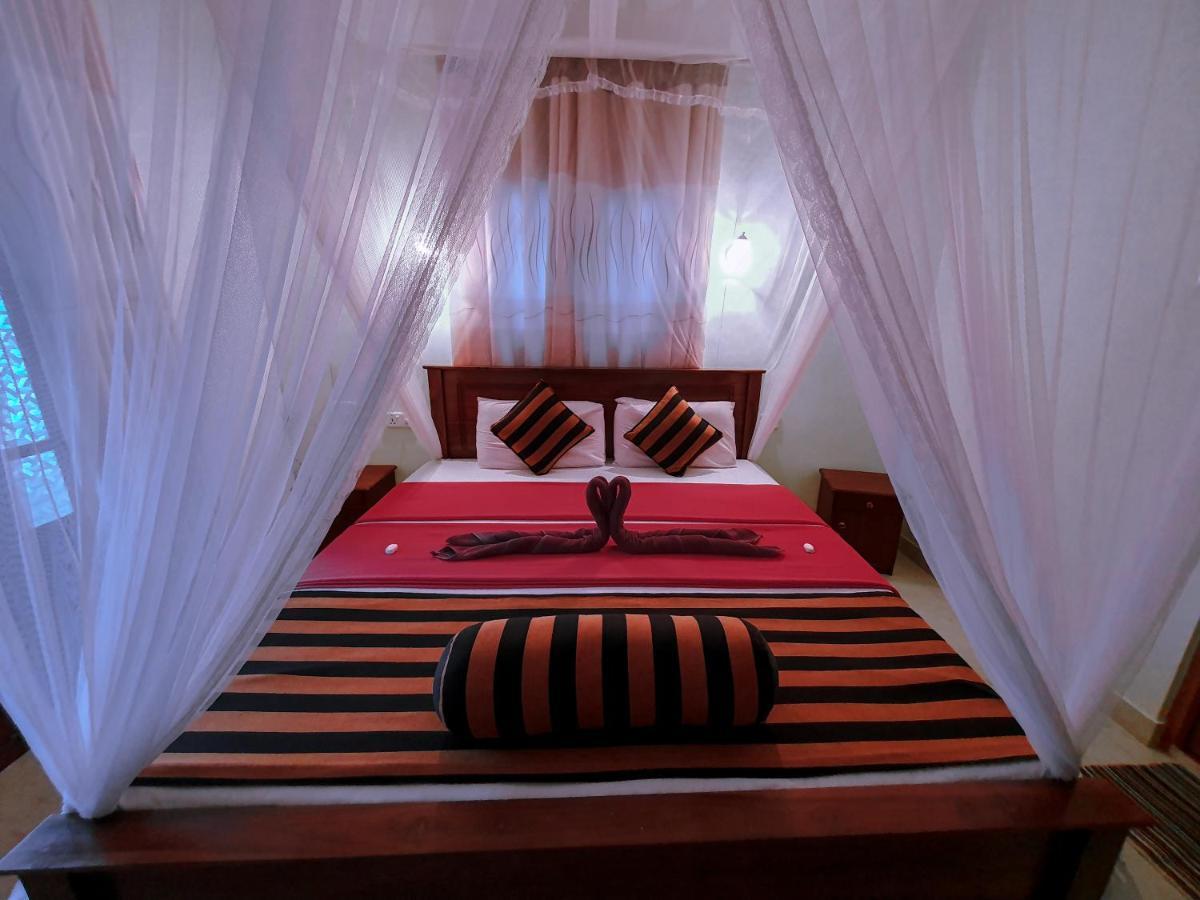 Serene Homestay เอลลา ภายนอก รูปภาพ